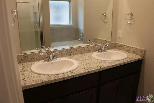 $2,500 | 7504 Scarlet Oak Drive, Gonzales, LA 70737