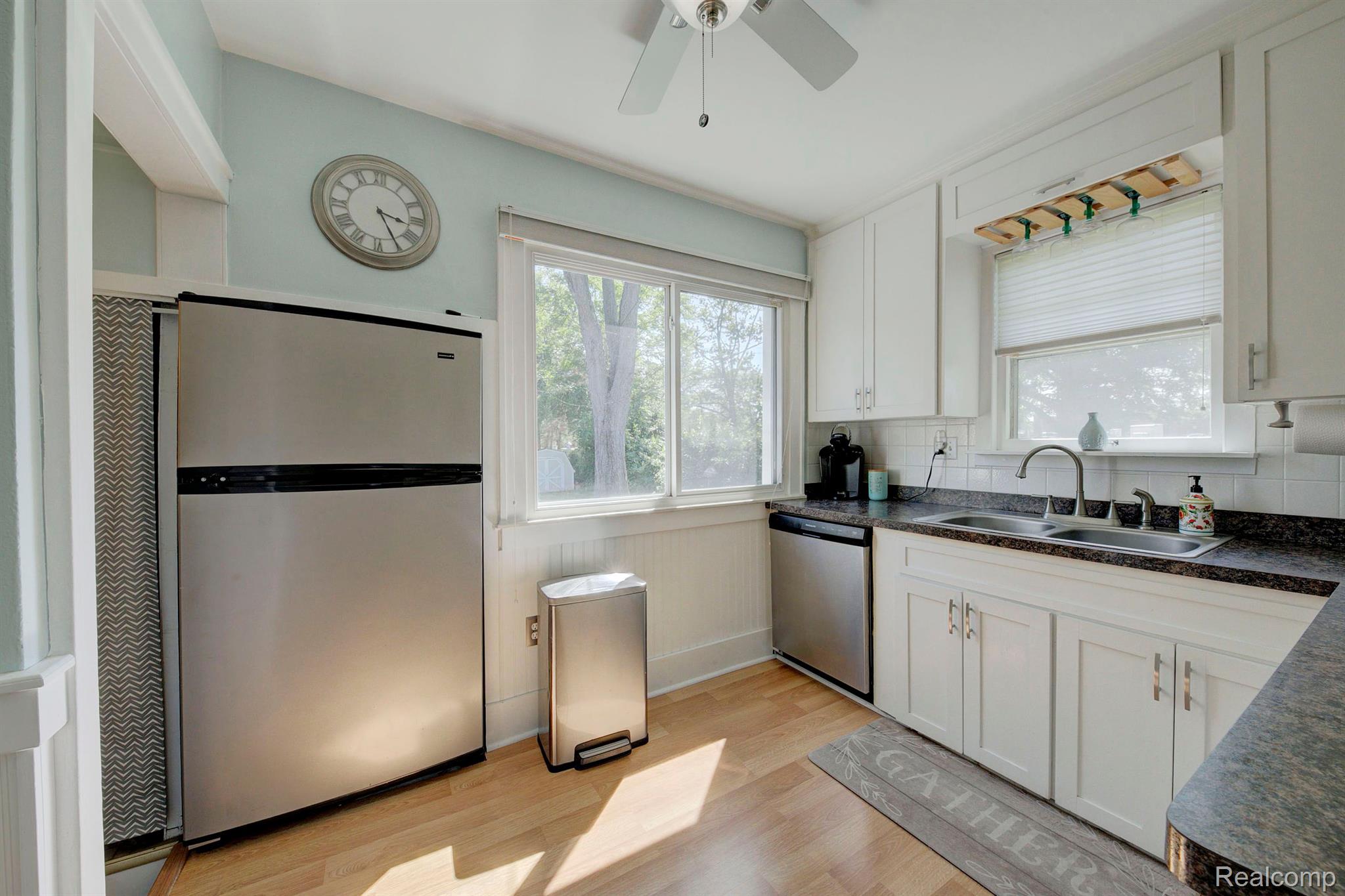 2253 Dorothea Road Berkley, MI 48072 - Photo 8 of 32 Gallery Image 8