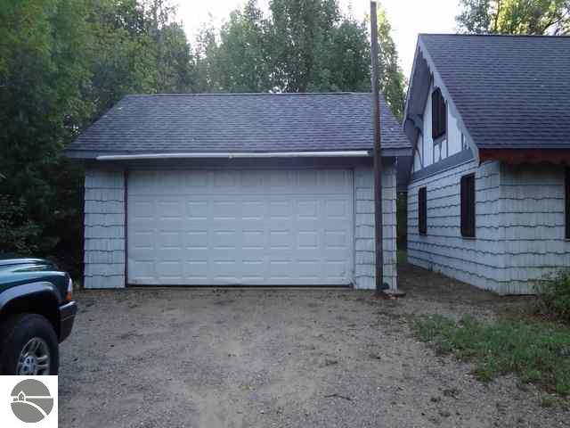770 Edenhill Road Beulah, MI 49617 - Photo 2 of 10 1739693-1.JPG