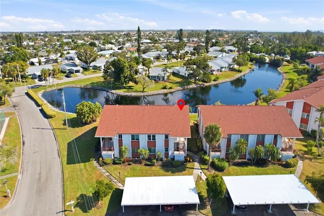 $264,900 | 4855 Independence Drive, Unit 4855, Bradenton, FL 34210