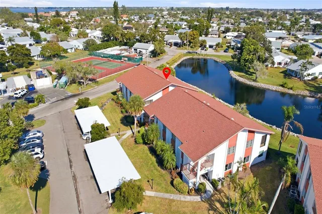 $264,900 | 4855 Independence Drive, Unit 4855, Bradenton, FL 34210