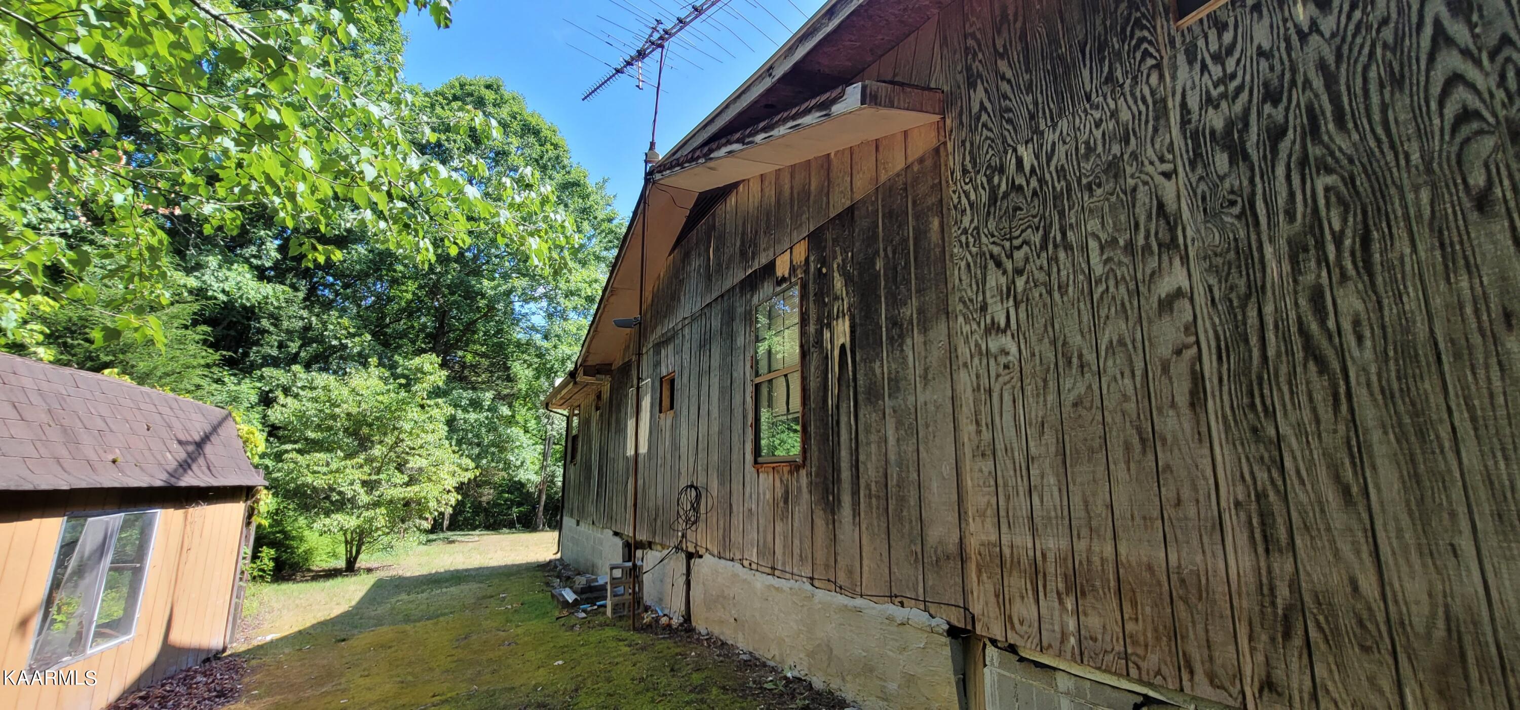 715 Wasson Road Ten Mile, TN 37880 - Photo 6 of 28 20220629_105704