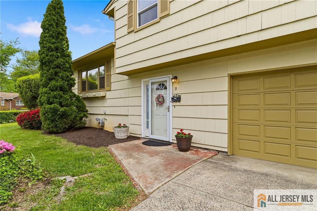 2 Moryan Road Edison, NJ 08817 - Photo 6 of 41