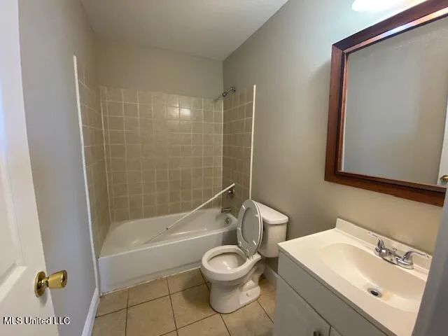 $1,175 | 3101 20th Avenue, Unit A, Gulfport, MS 39501