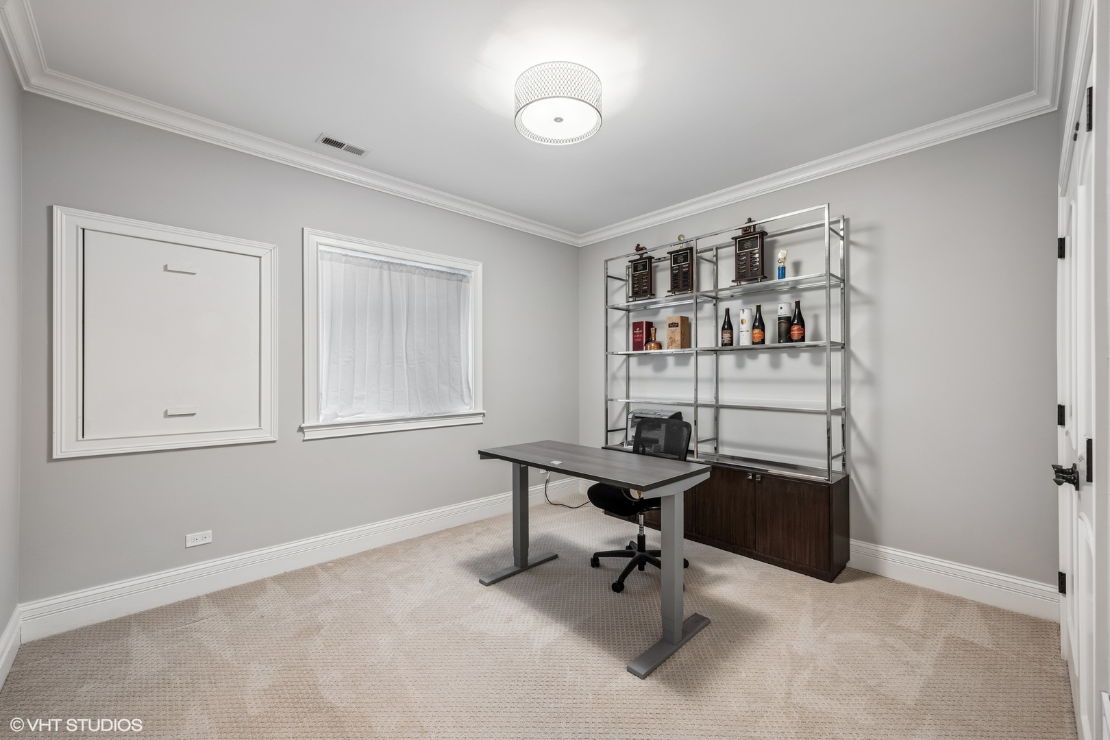 218 10th Street Wilmette, IL 60091 - Photo 34 of 45 a view of a workspace with furniture