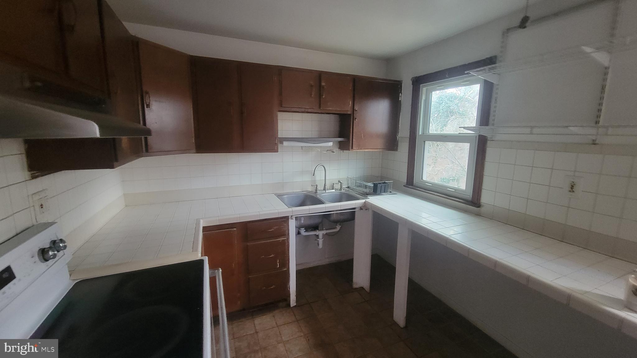 4401 Largo Road Upper Marlboro, MD 20772 - Photo 5 of 12