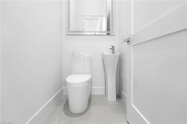 $1,100,000 | 4070 24th Avenue Southeast, Naples, FL 34117