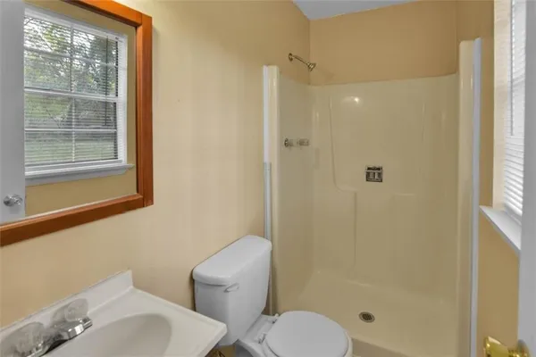 $1,500 | 8941 Ashwood Drive, Riverdale, GA 30274