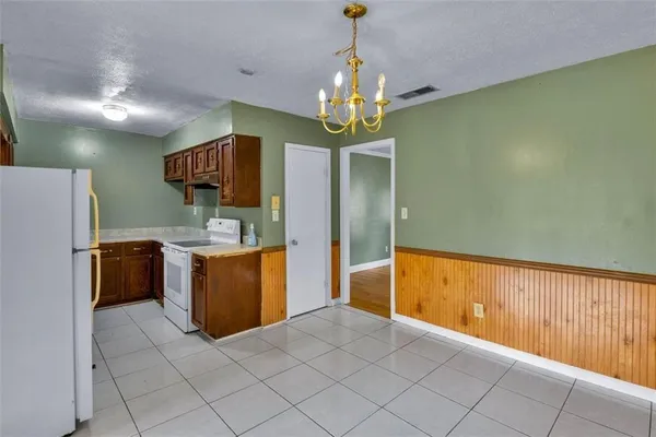 $1,500 | 8941 Ashwood Drive, Riverdale, GA 30274