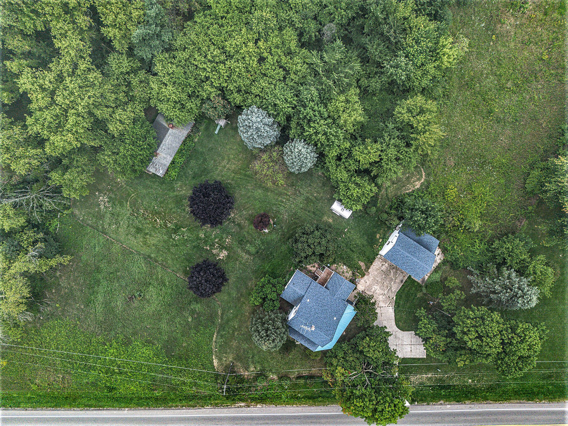 4320 Fruit Ridge Avenue Northwest Grand Rapids, MI 49544 - Photo 23 of 36 003_dji_0003