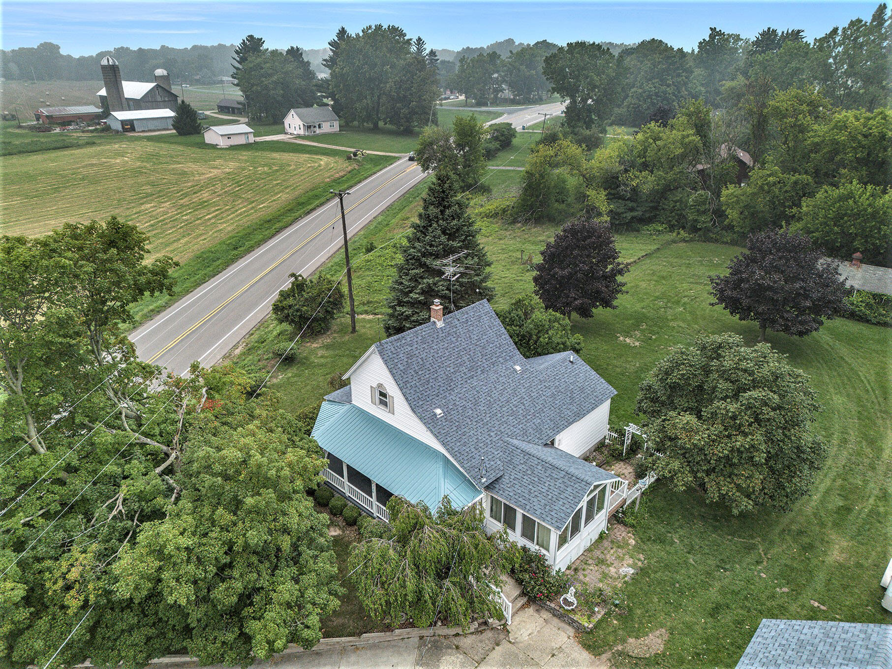 4320 Fruit Ridge Avenue Northwest Grand Rapids, MI 49544 - Photo 25 of 36 005_dji_0006