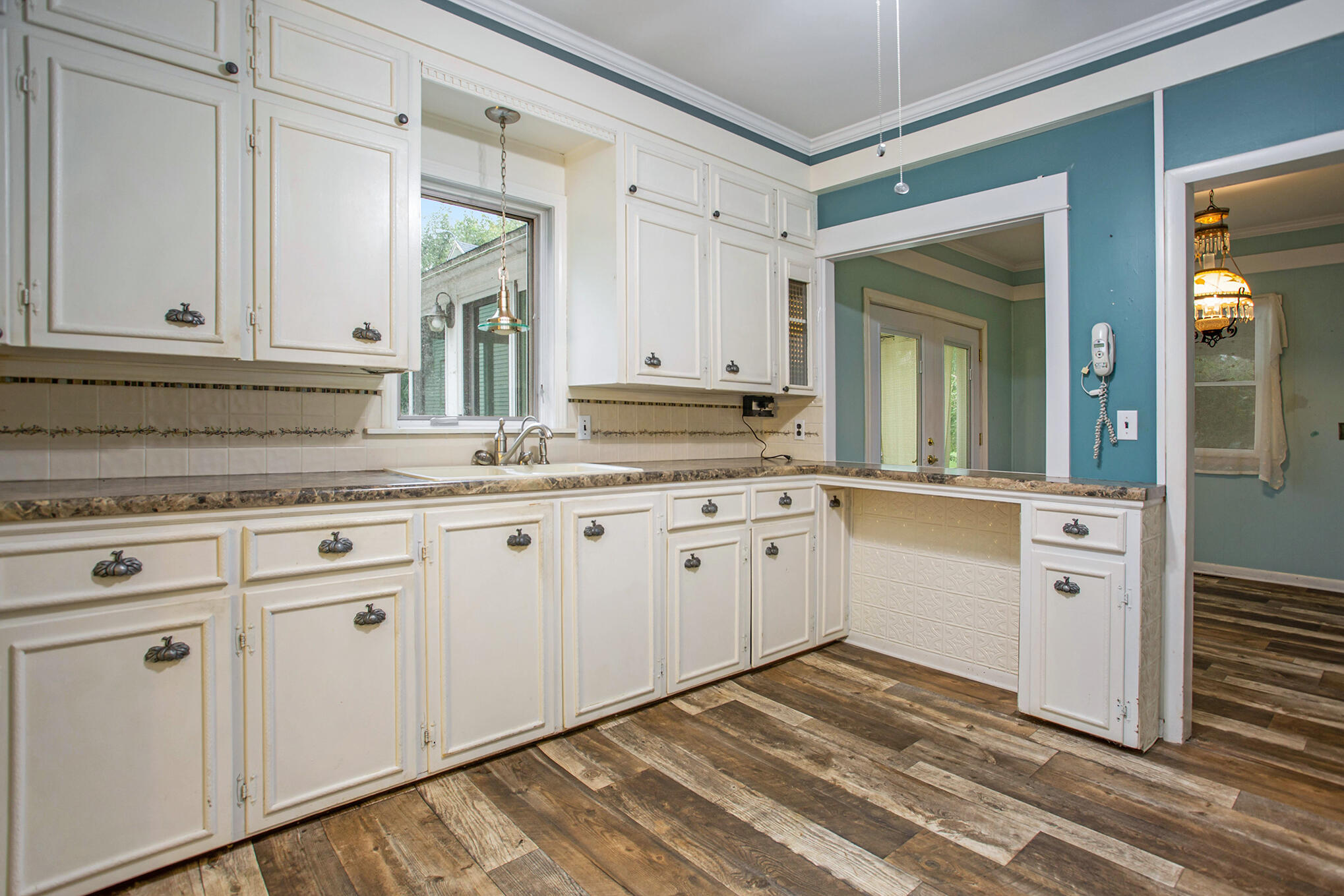 4320 Fruit Ridge Avenue Northwest Grand Rapids, MI 49544 - Photo 7 of 36 015_8l9a0145