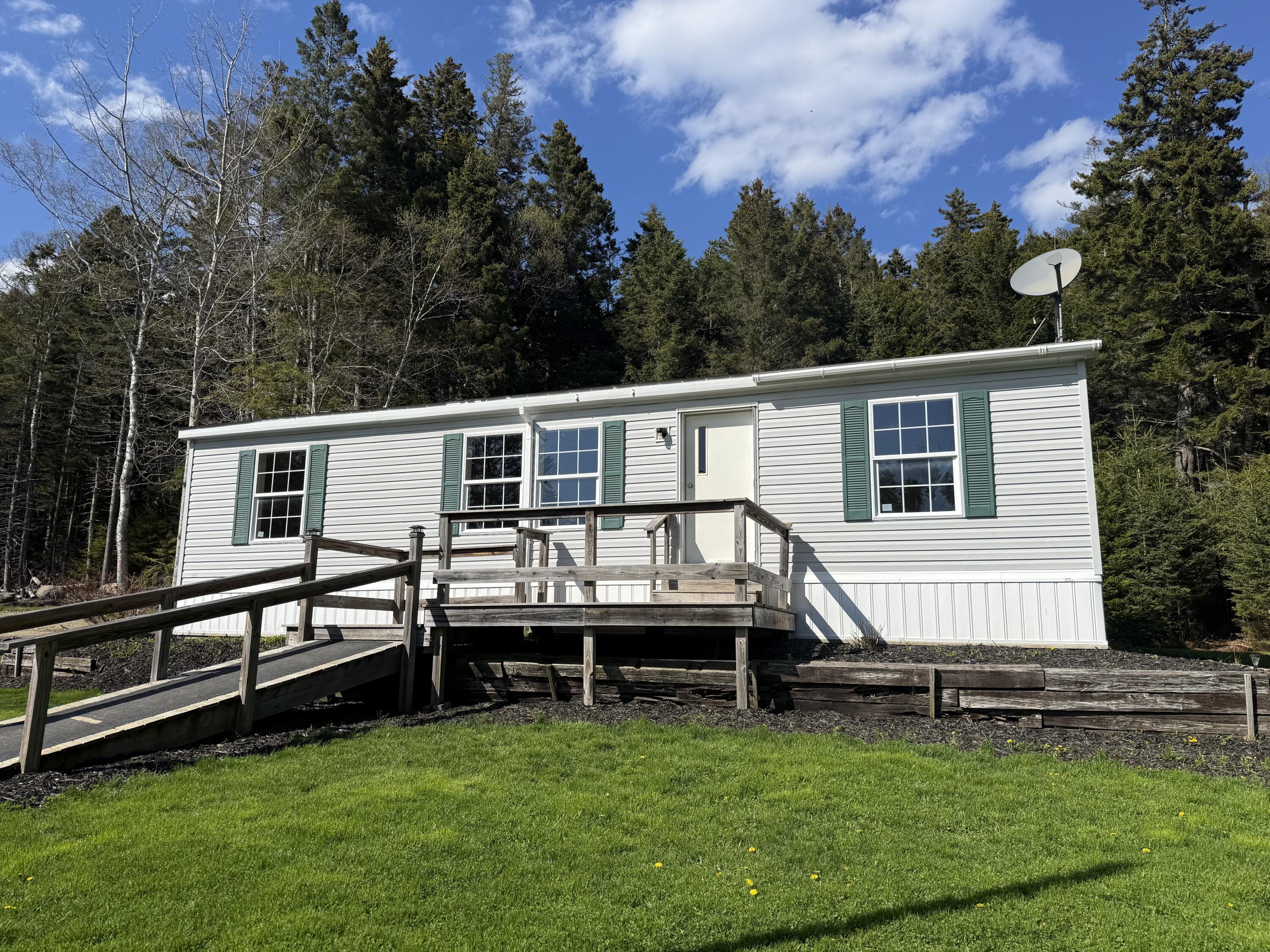 370 Oceanville Road Stonington, ME 04681 - Photo 12 of 12 House exterior