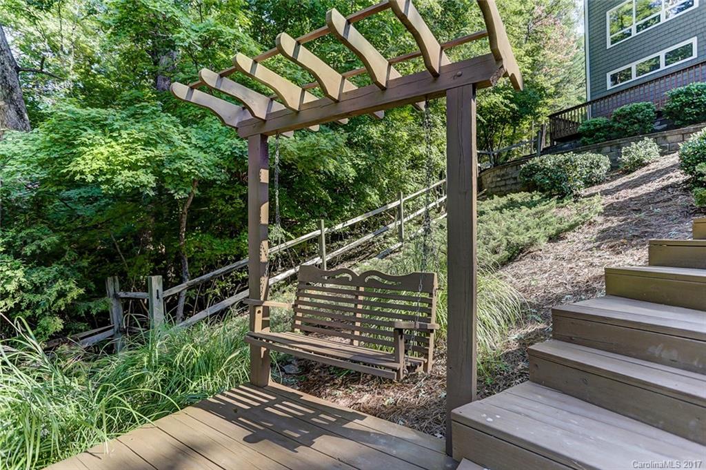 31001 Executive Point Tega Cay, SC 29708 - Photo 21 of 24 a view of a bench in the roof deck