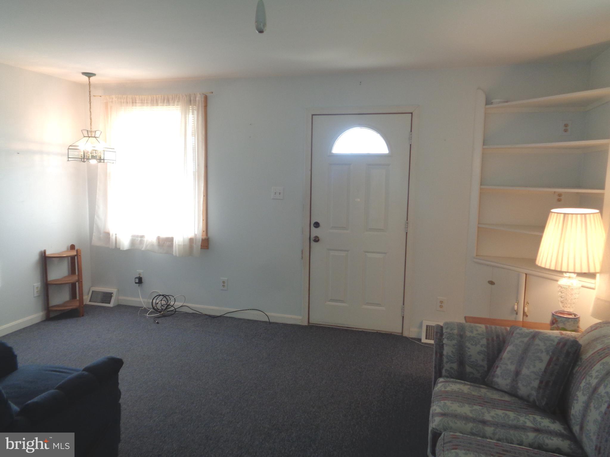 8232 Longpoint Road Baltimore, MD 21222 - Photo 3 of 32 Living Room