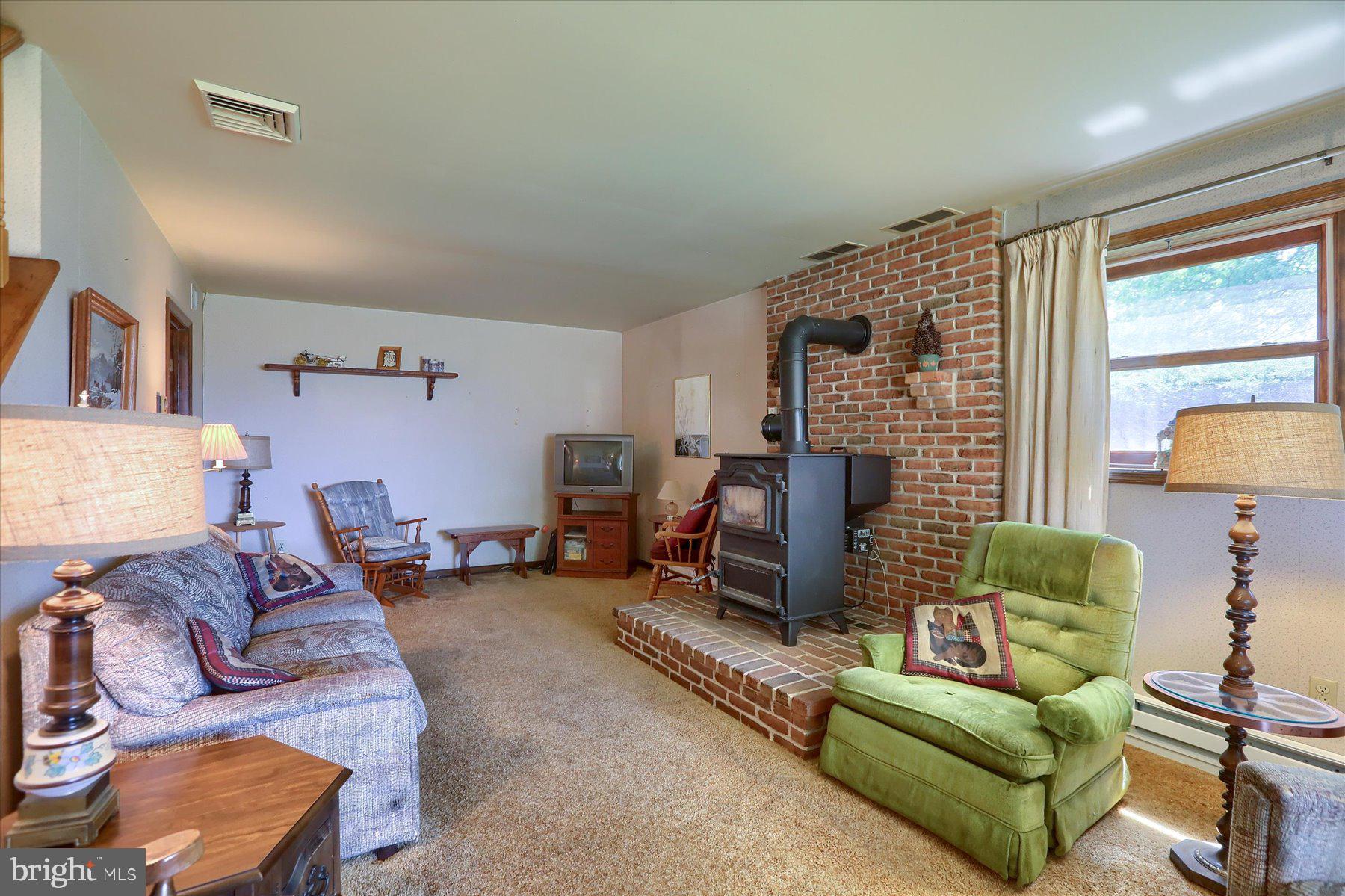 2656 Maytown Road Marietta, PA 17547 - Photo 11 of 28 Gallery Image 11