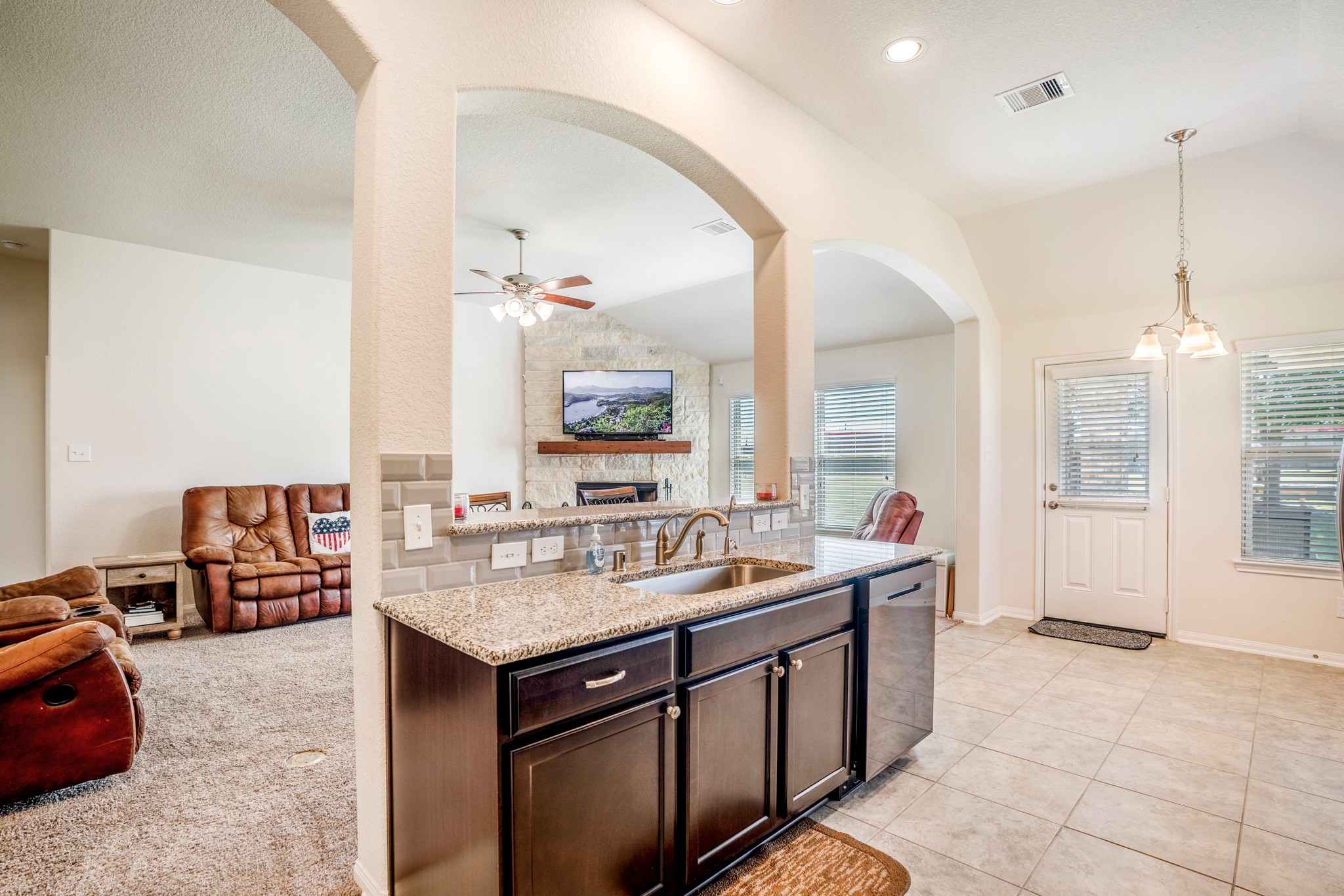 1730 Wandering Hills Road Conroe, TX 77304 - Photo 24 of 45 a en suite bathroom with a sink double vanity and a mirror