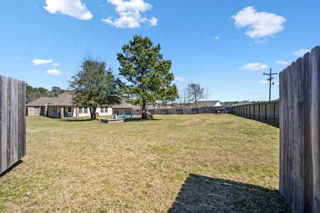 a view of a house with a outdoor space