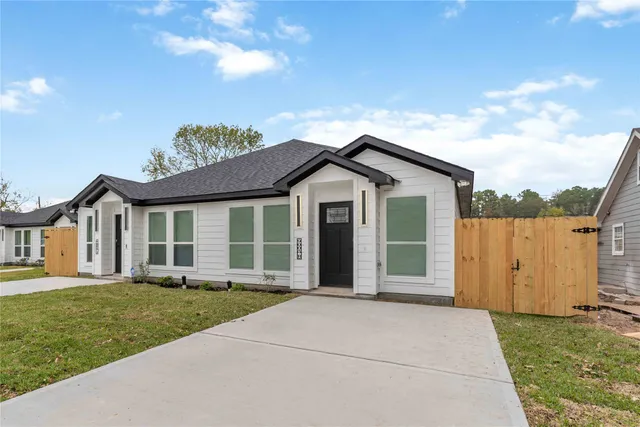 $1,800 | 9005 Nyssa Street, Unit B, Houston, TX 77078