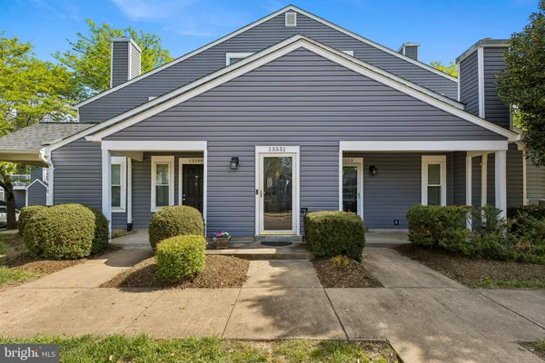 $385,000 | 13551 Orchard Drive, Unit 3551, Clifton, VA 20124