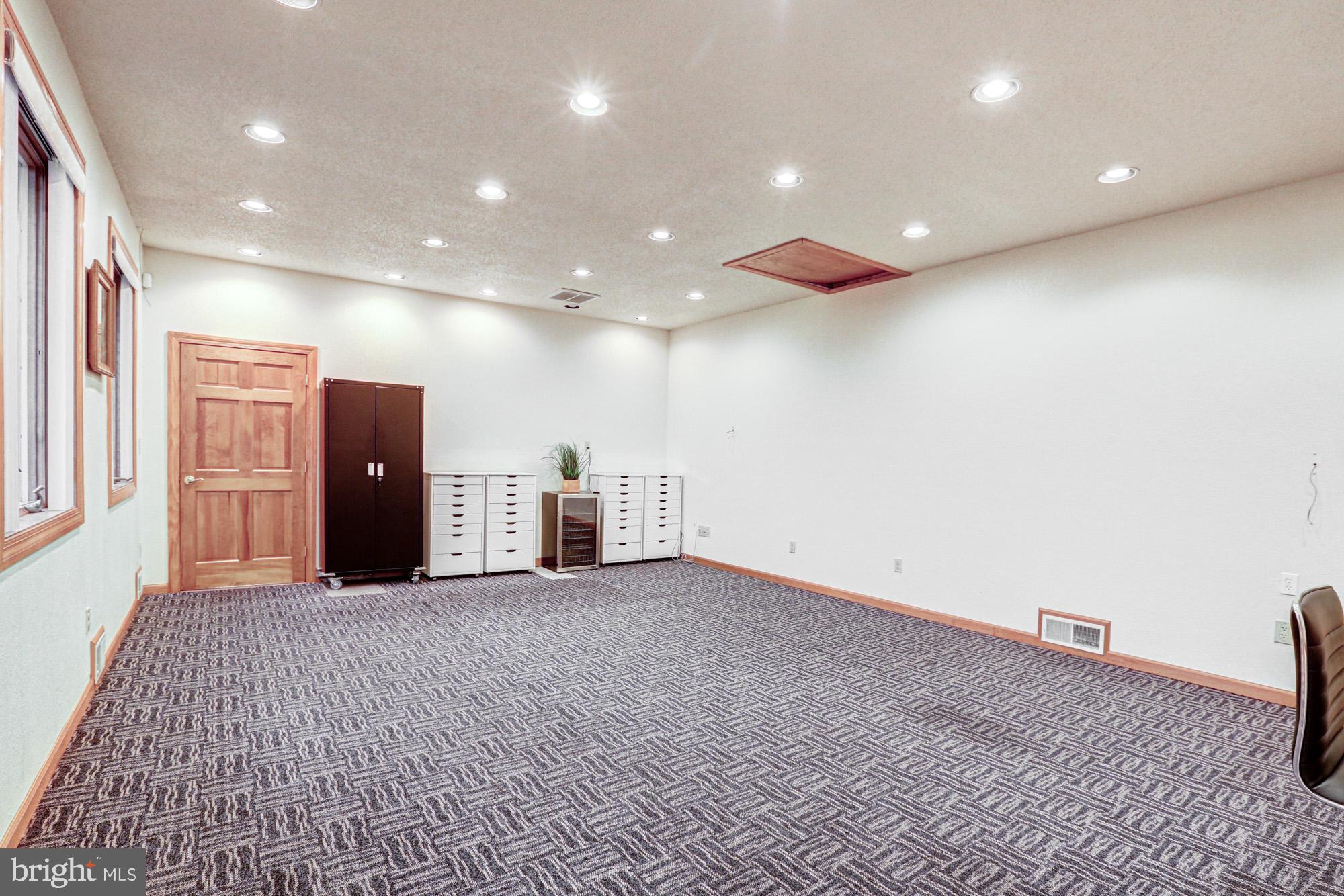 550 Green Giant Road Townsend, DE 19734 - Photo 139 of 145 a view of an empty room with closet and window