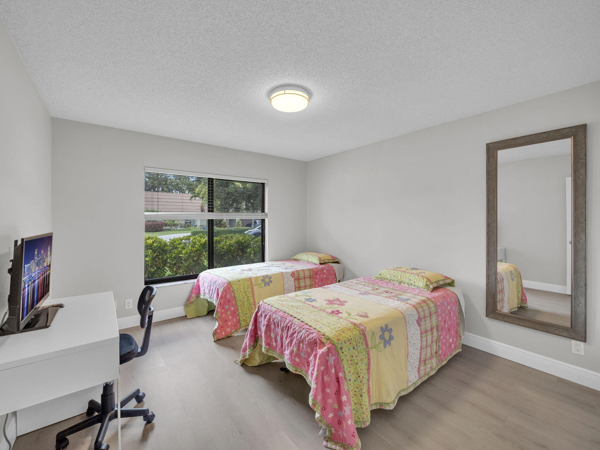 1598 Southwest 19th Street Boca Raton, FL 33486 - Photo 16 of 35 18-web-or-mls-018