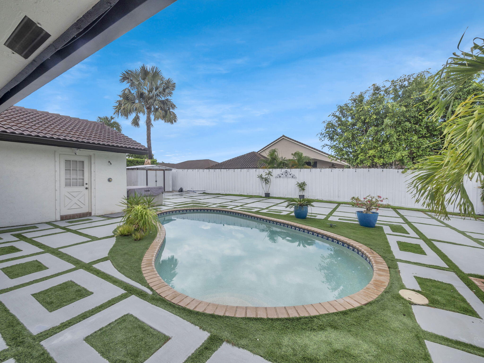 1598 Southwest 19th Street Boca Raton, FL 33486 - Photo 21 of 35 24-web-or-mls-021