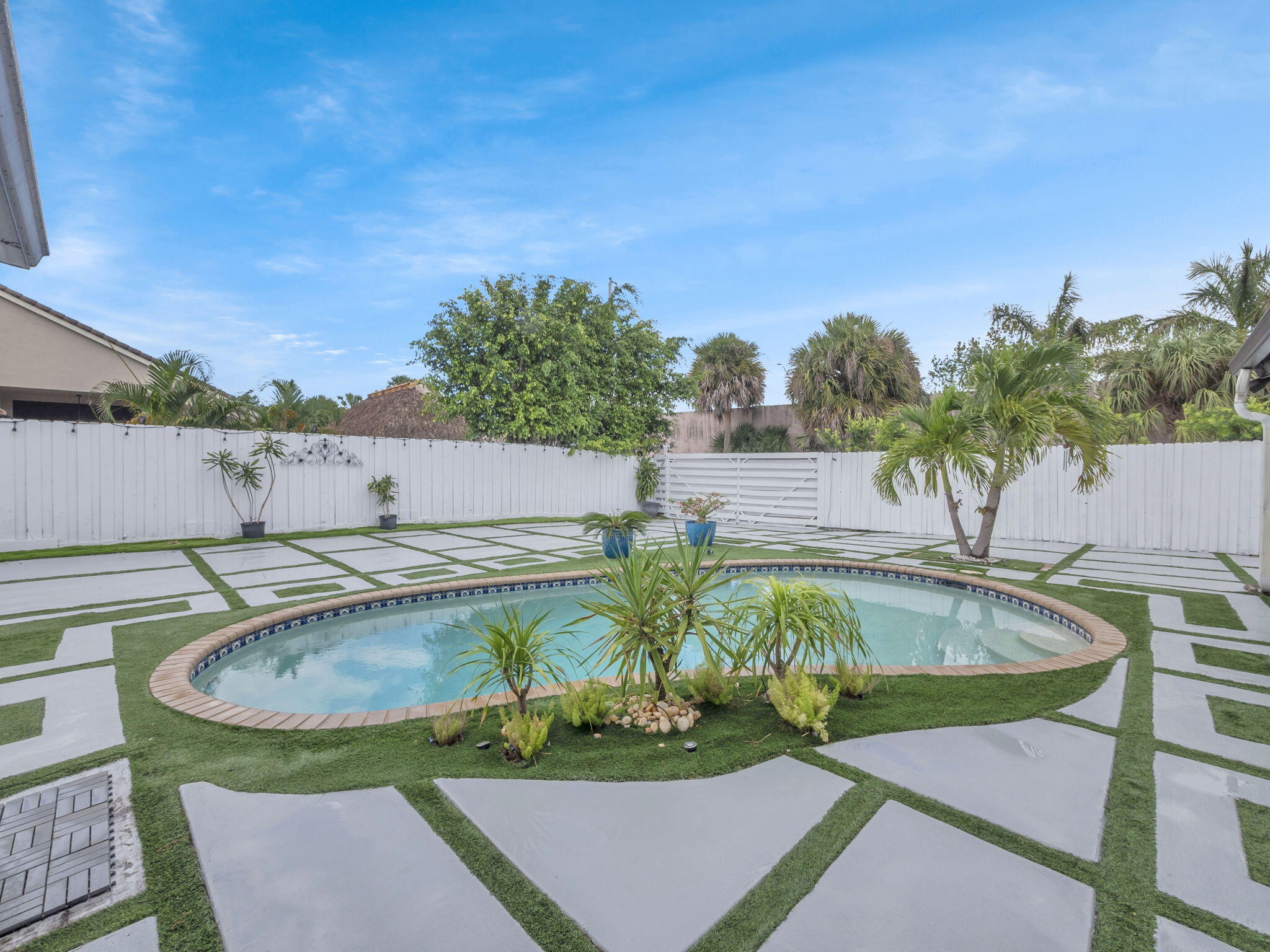 1598 Southwest 19th Street Boca Raton, FL 33486 - Photo 22 of 35 23-web-or-mls-017