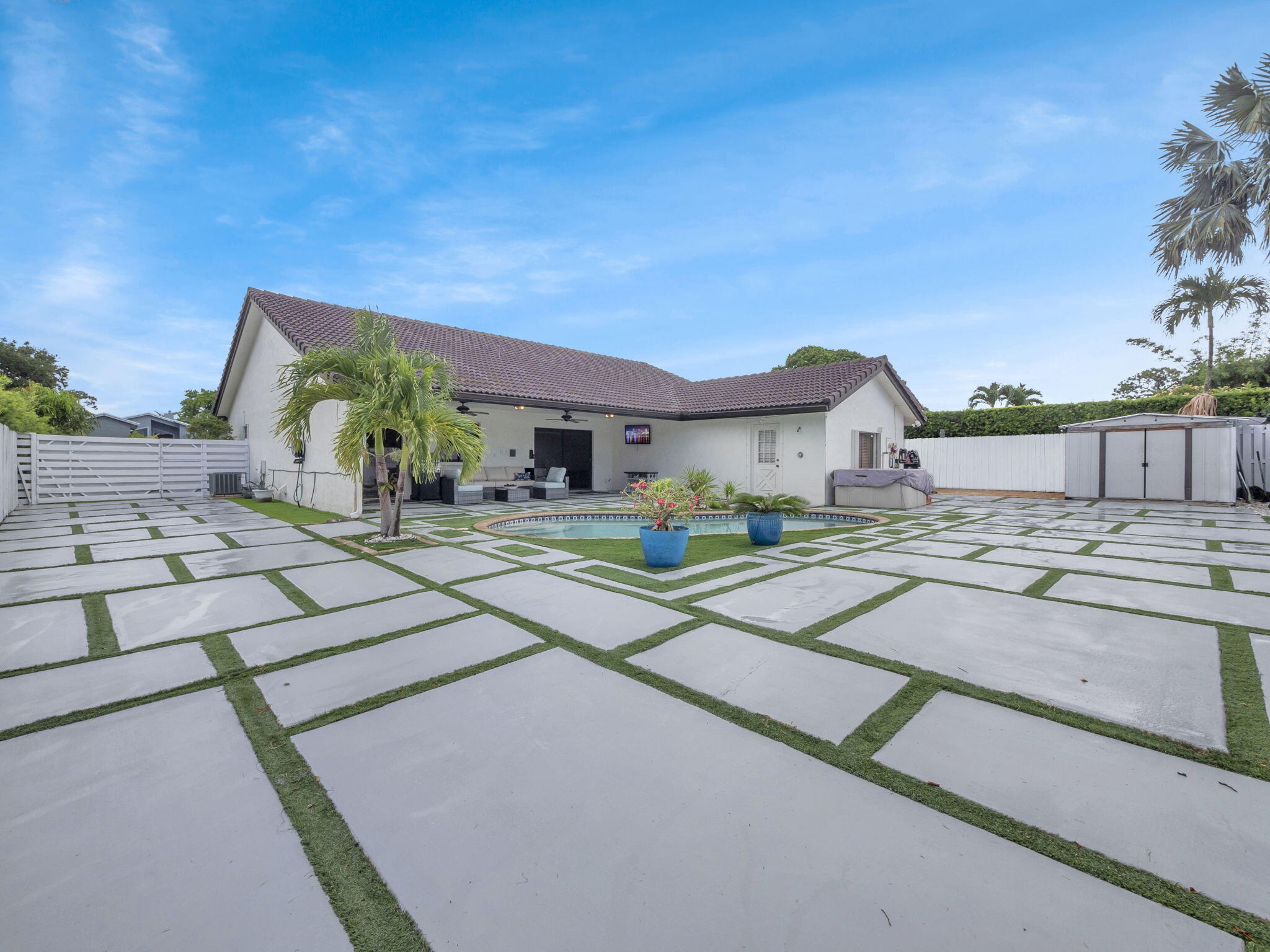 1598 Southwest 19th Street Boca Raton, FL 33486 - Photo 23 of 35 25-web-or-mls-020