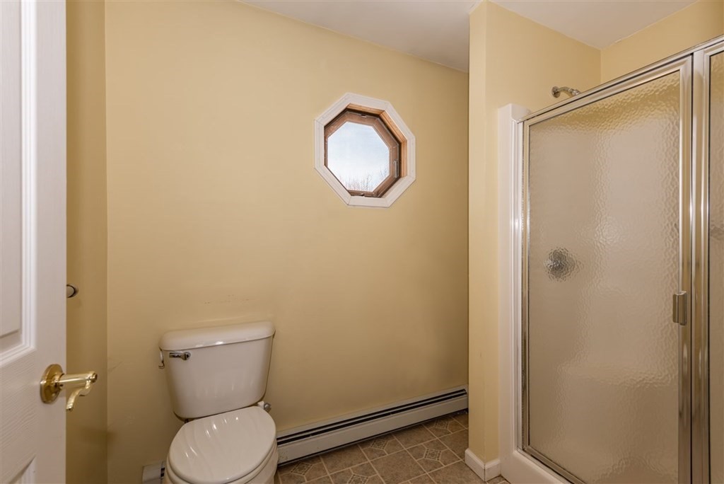 221 Moulton Hill Road Monson, MA 01057 - Photo 15 of 40