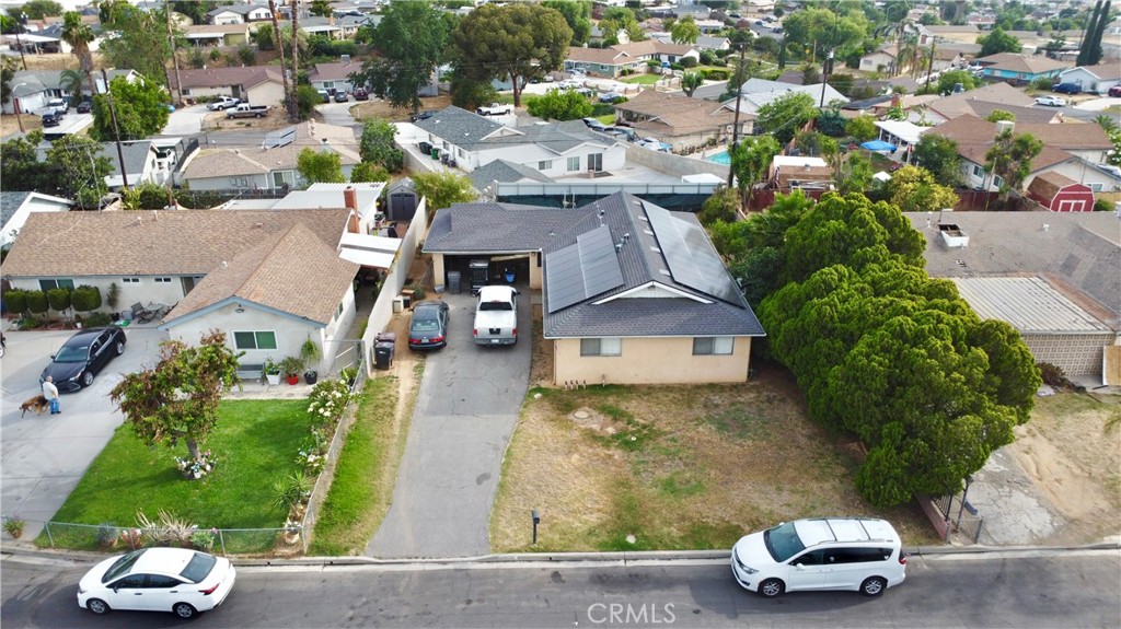 3292 Debbie Lane Riverside, CA 92501 - Photo 4 of 32
