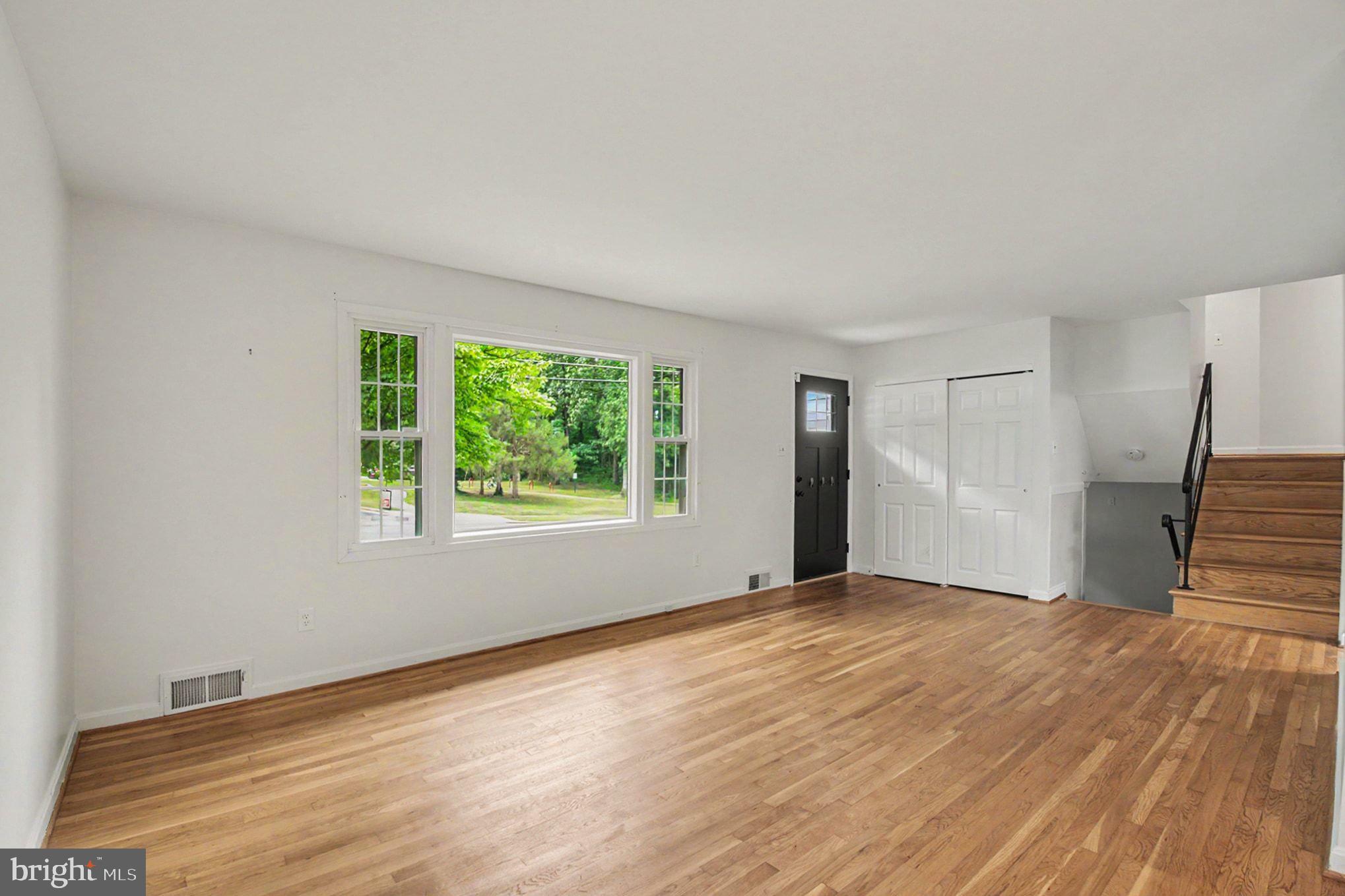 6303 Bardu Avenue Springfield, VA 22152 - Photo 4 of 41