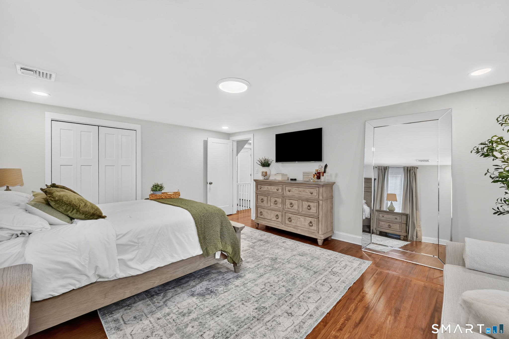 30 Avondale Road West Hartford, CT 06117 - Photo 19 of 40
