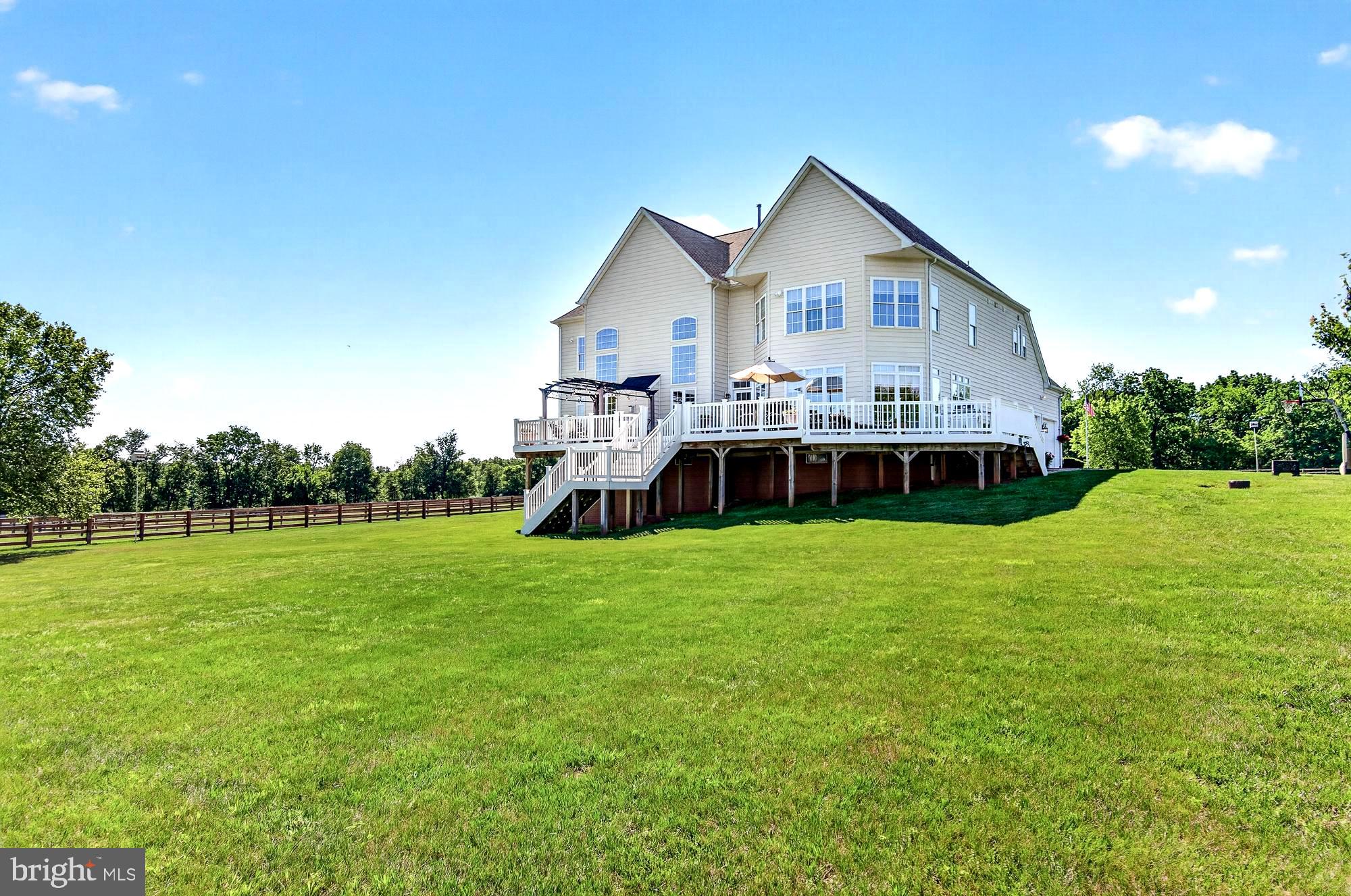 15512 Mount Nebo Road Poolesville, MD 20837 - Photo 10 of 125 6.5+ acres...and feels like more!