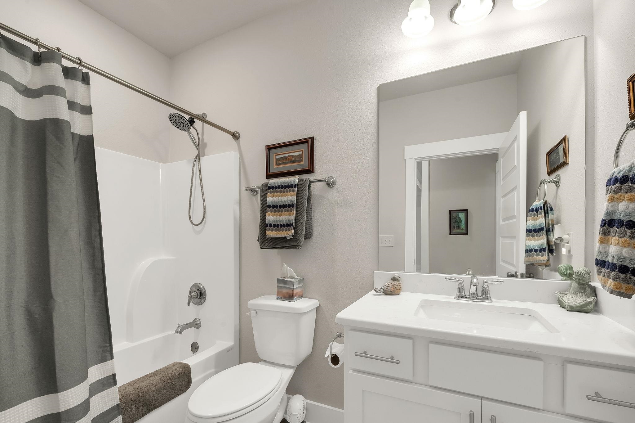 9816 Lakeview Drive Foley, AL 36535 - Photo 40 of 59 Bathroom