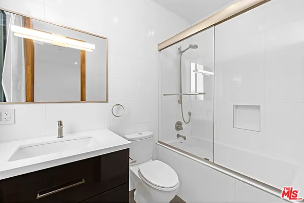 $15,000 | 11200 Dona Lola Drive, Studio City, CA 91604