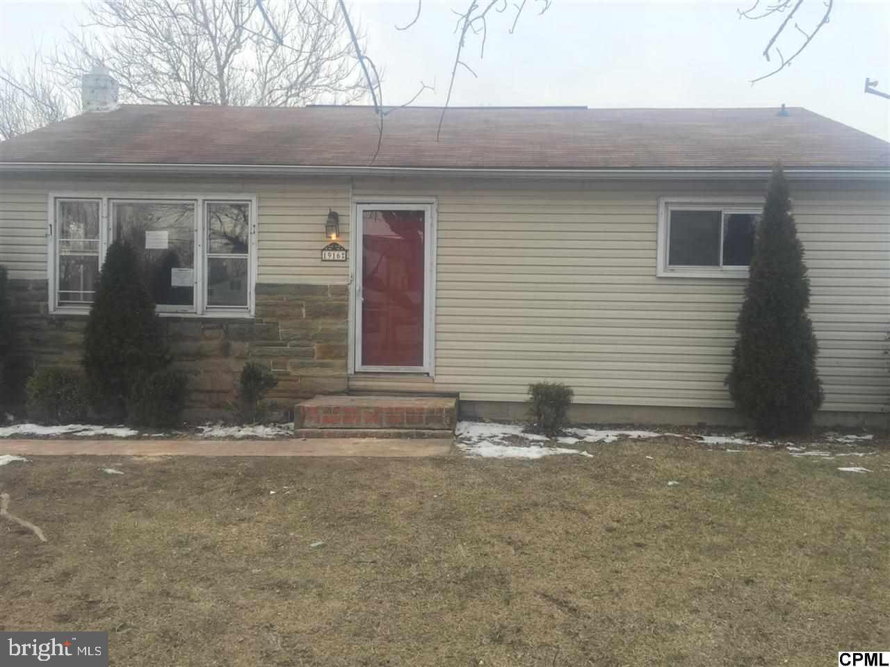 1916 Spring Road Carlisle, PA 17013 - Photo 1 of 17 Gallery Image 1