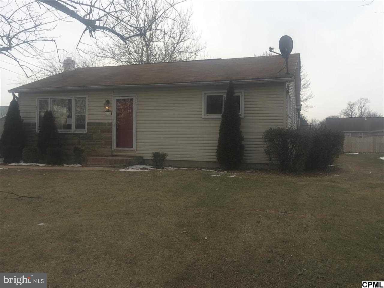 1916 Spring Road Carlisle, PA 17013 - Photo 3 of 17 Gallery Image 3