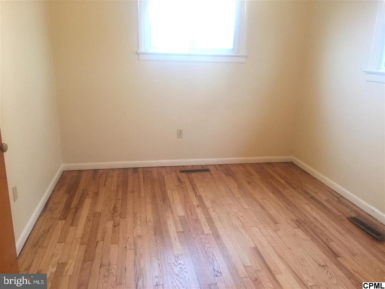 1916 Spring Road Carlisle, PA 17013 - Photo 6 of 17 Gallery Image 6