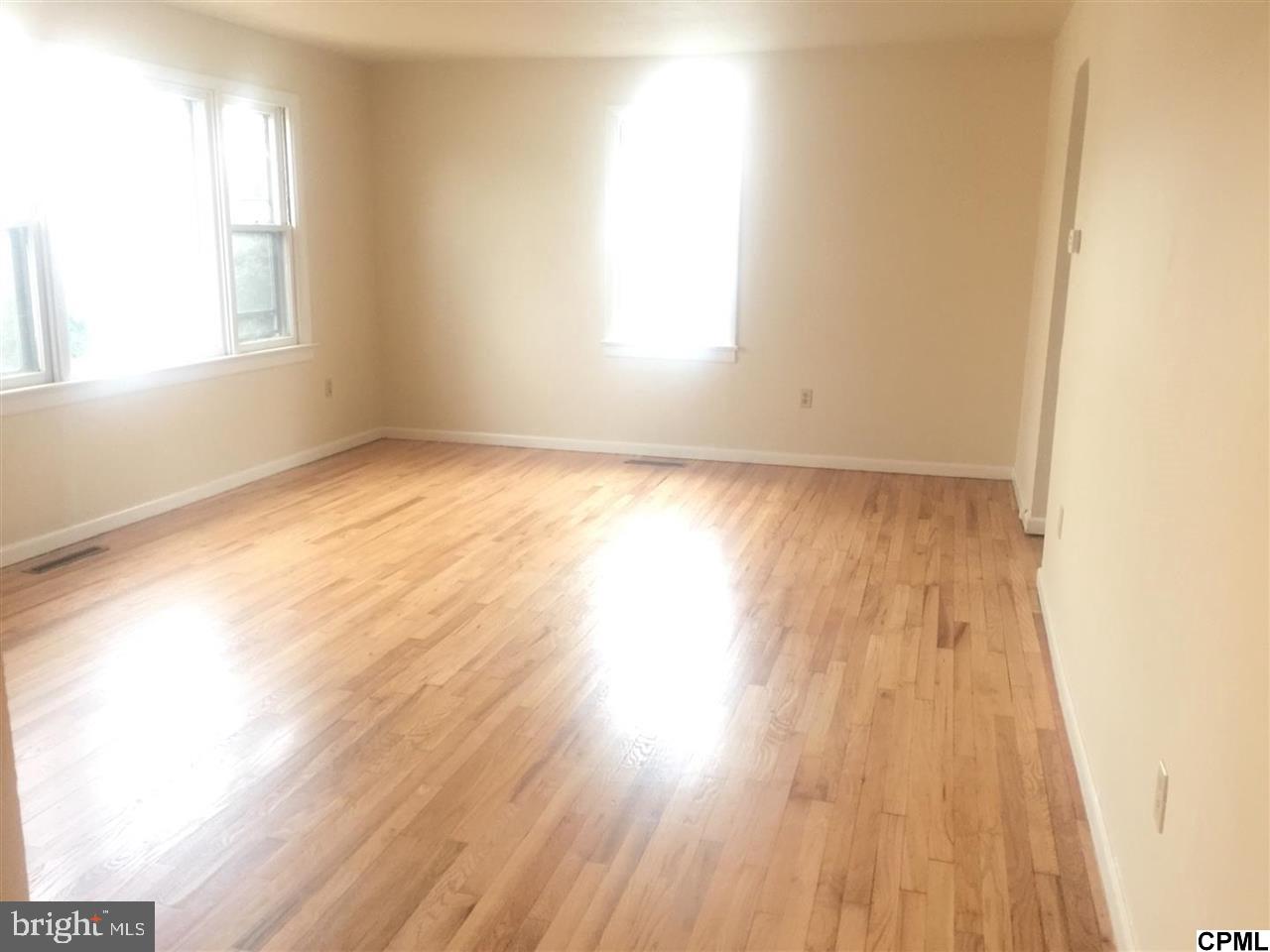 1916 Spring Road Carlisle, PA 17013 - Photo 9 of 17 Gallery Image 9