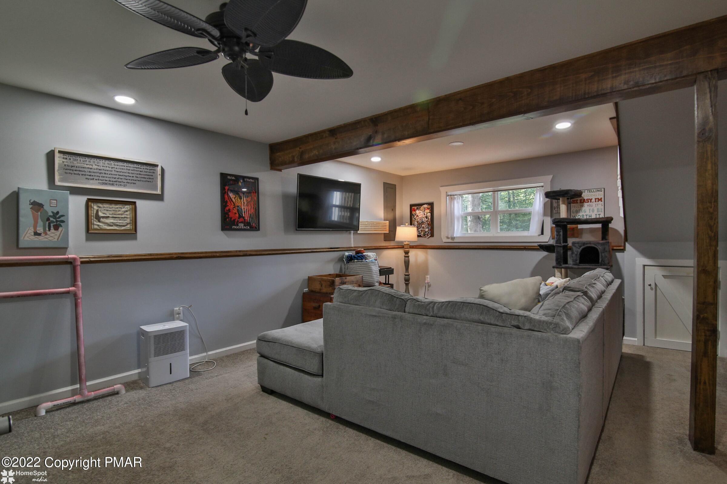 9326 Fairmount Way Tobyhanna, PA 18466 - Photo 11 of 19 HSM (32 of 52)