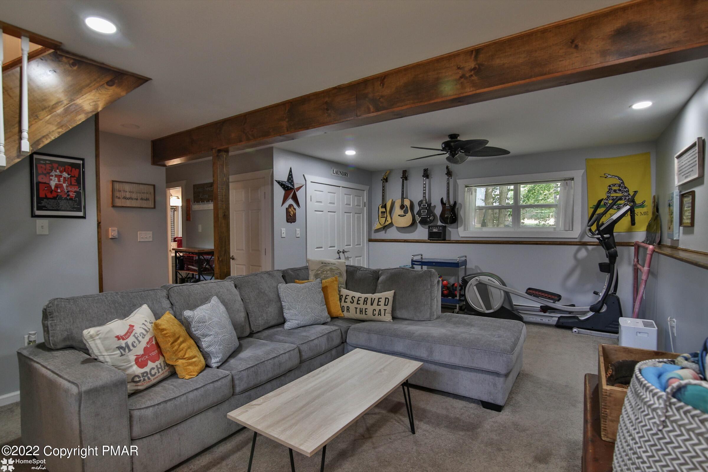 9326 Fairmount Way Tobyhanna, PA 18466 - Photo 12 of 19 HSM (36 of 52)