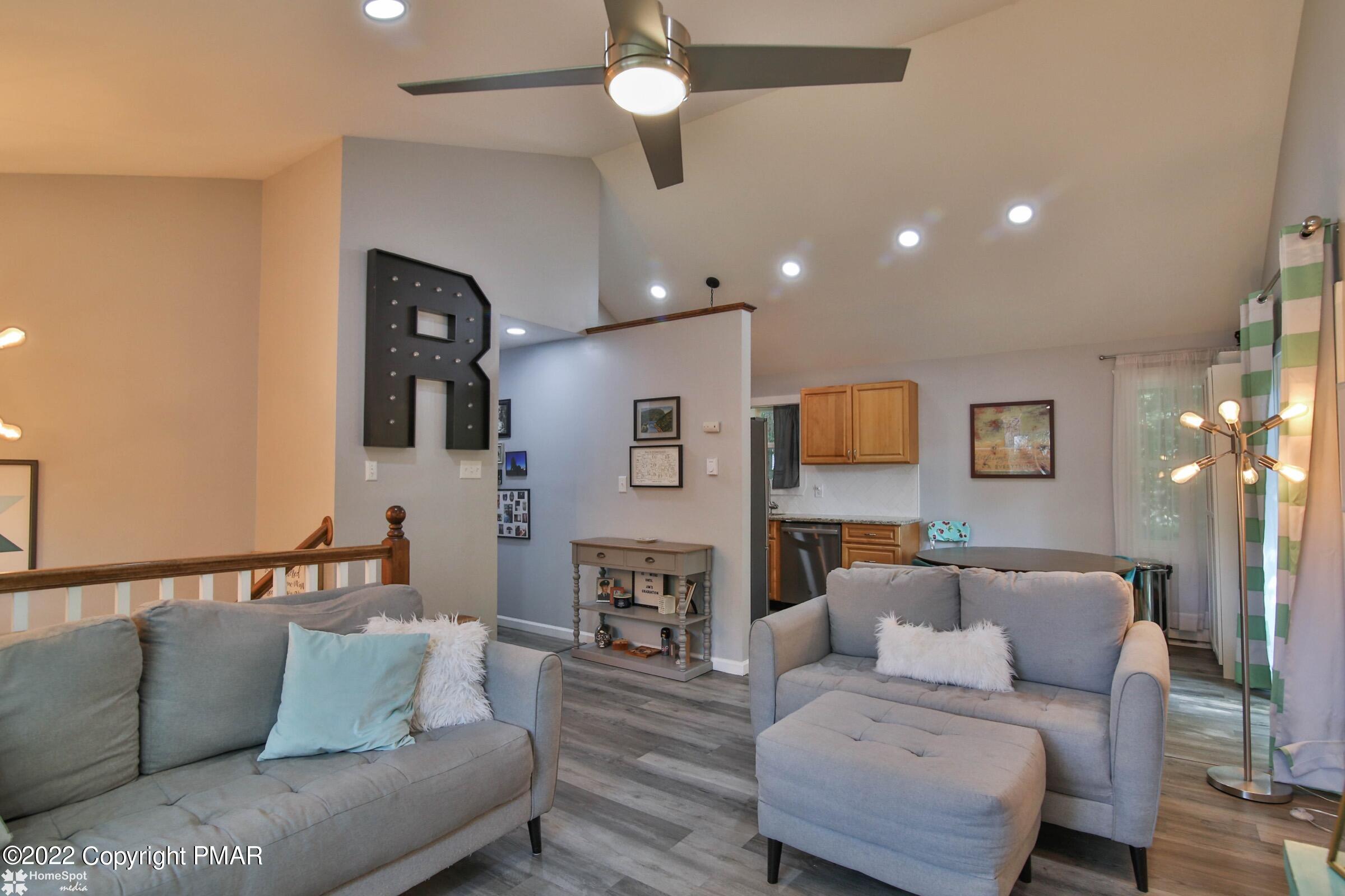 9326 Fairmount Way Tobyhanna, PA 18466 - Photo 4 of 19 HSM (12 of 52)