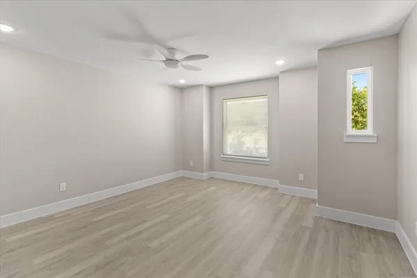 $1,990 | 2644 Hutchinson Street, Fort Worth, TX 76106