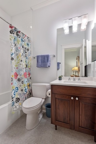 1419 West Byron Street, Unit 2 Chicago, IL 60613 - Photo 18 of 22