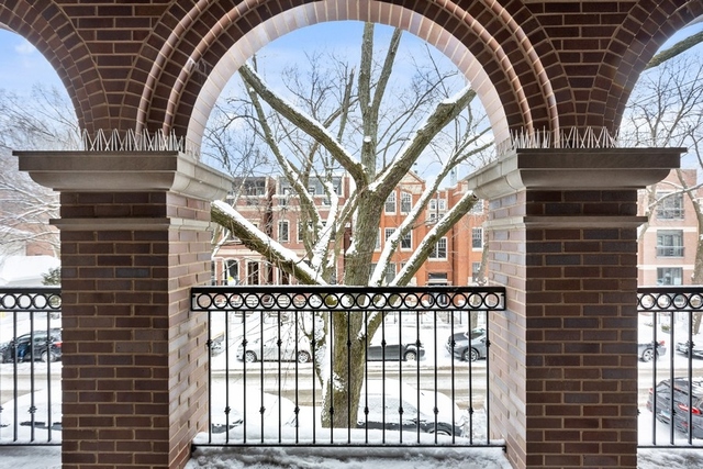 1419 West Byron Street, Unit 2 Chicago, IL 60613 - Photo 8 of 22