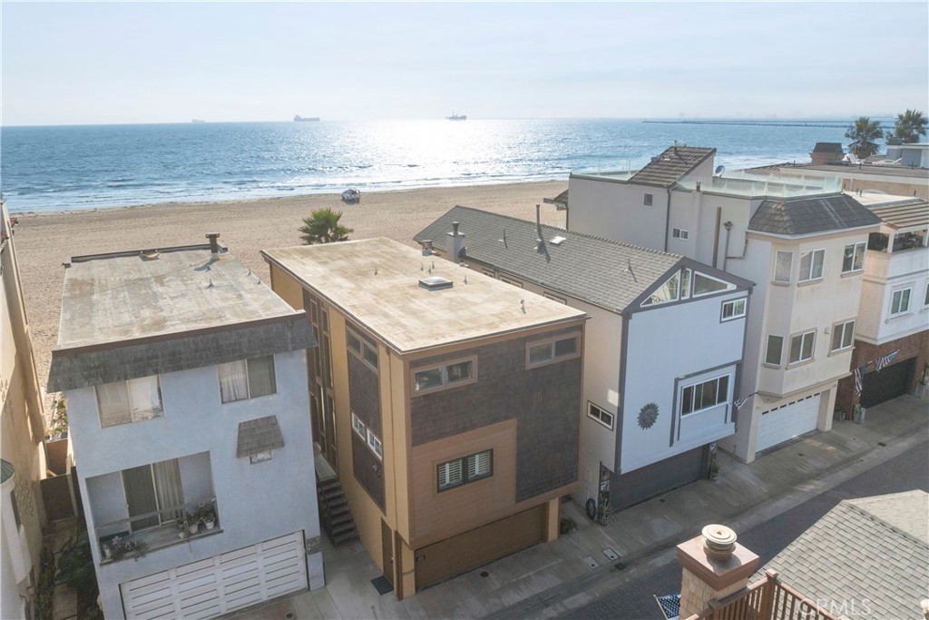 57 Surfside Avenue Surfside, CA 90743 - Photo 39 of 39 a view of city from balcony with seating space