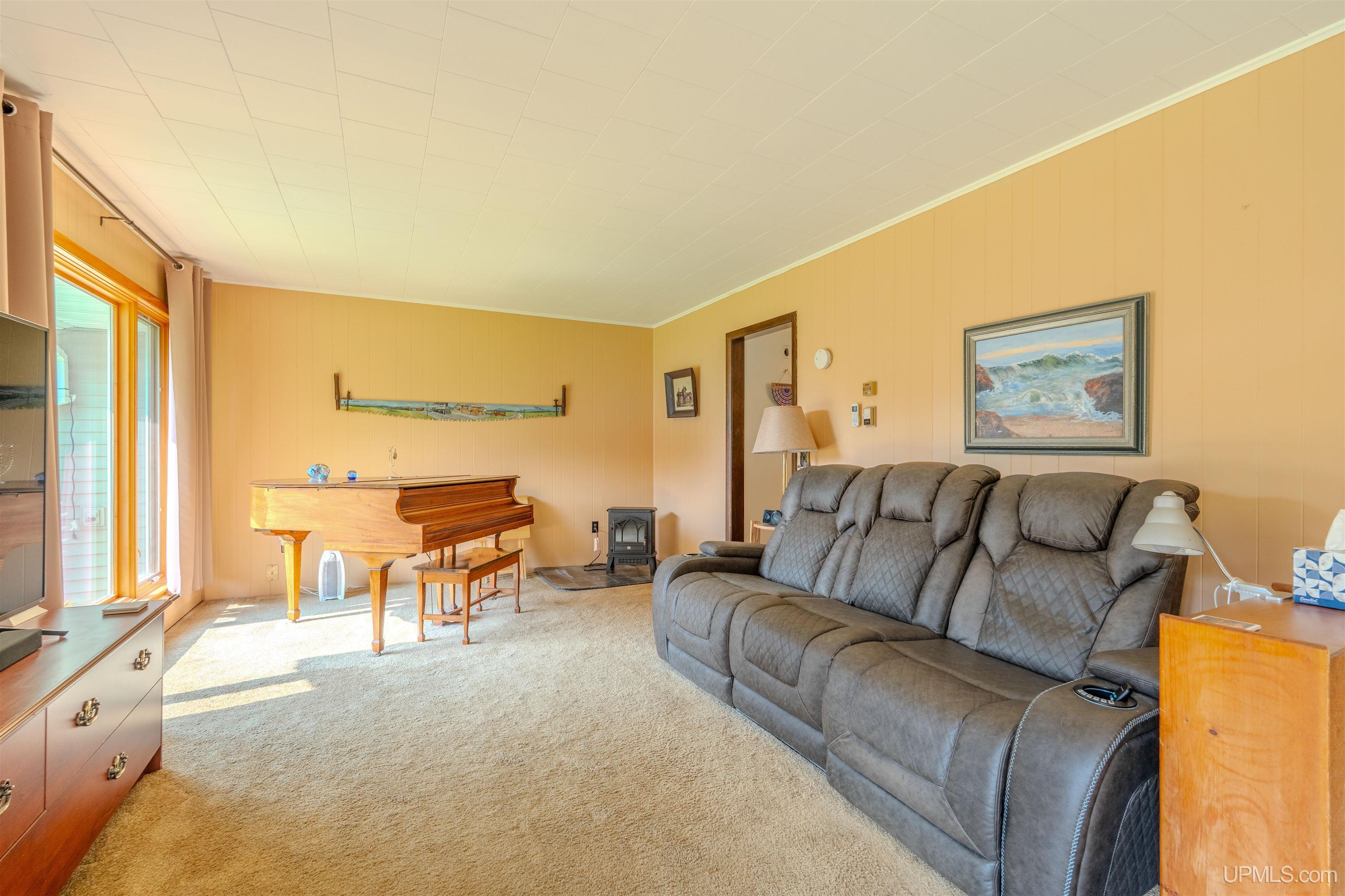 2694 N River Road Gulliver, MI 49840 - Photo 10 of 59