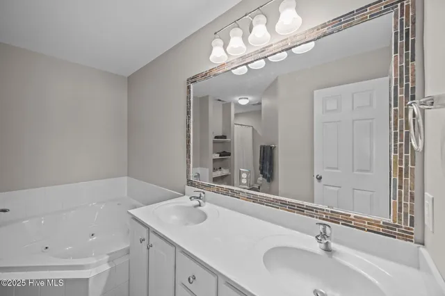 $189,000 | 2420 King Richard Court, Unit G, Greenville, NC 27858