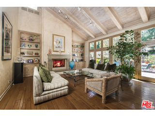 3943 Archdale Road Encino, CA 91436 - Photo 2 of 32 Gallery Image 2